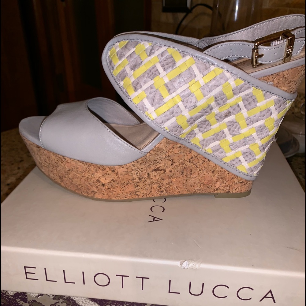 Elliott Lucca sandals